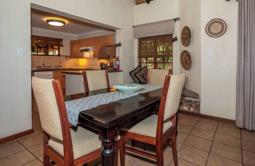 Hazyview Chalet De Ski | Kruger Park Lodge Unit No. 246