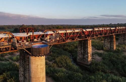 Skukuza Cabine | Kruger Shalati - Train on The Bridge & Garden Suites