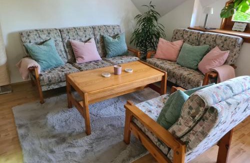 Hof Redentin Appartement | Krusenhagen Apartment with Garden