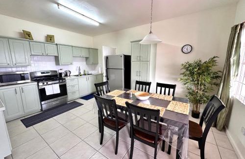 Frigate Bay Appartement | Krysta's Hideaway