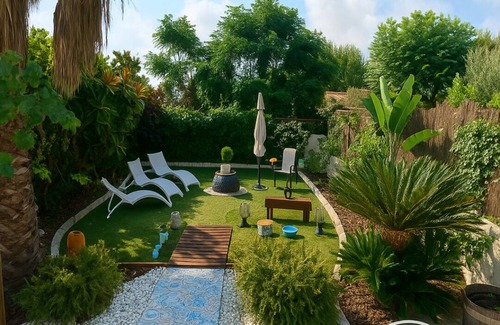 El Castell de Montornes Maison | KSa Gaia, a refuge between sea and mountain.