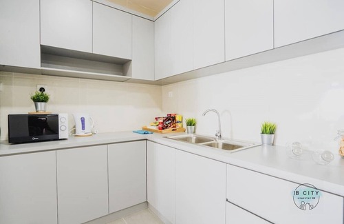 Taman Century Appartement | KSL D'Esplanade (4pax) WIFI A18 @ JB City Homestay