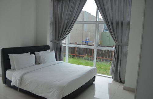 Taman Century Station Balnéaire | KSL Hotel & Resort