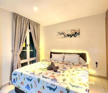 Taman Century Appartement | KSL Mall 110inch Screen Movie Room Cozy Suite