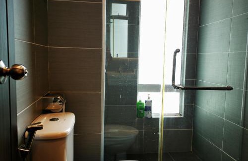 Taman Century Appartement | KSL Suites