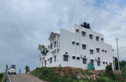 Belakavadi Hôtel | KSTDC Hotel Mayura Bharachukki, Shivanasamudra