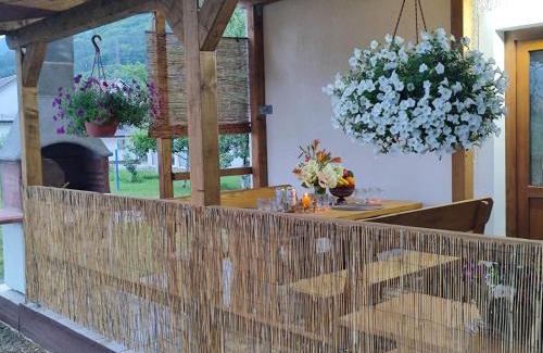 Otocac Maison | Kuća za odmor Miriam