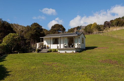 Kuaotunu Cottage | Kuaotunu "s Peebles Cottage
