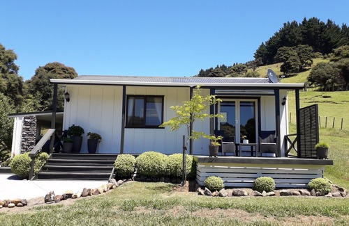 Kuaotunu Cottage | Kuaotunu "s Peebles Cottage