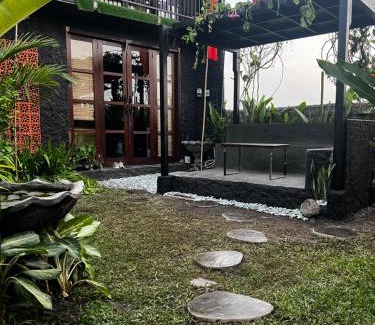 Negara Appartement | KUBU BLACK HOUSE