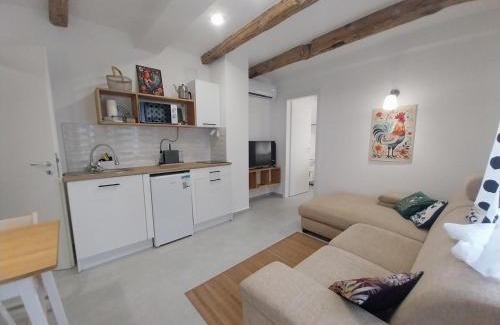 Siklos Appartement | KukoriQ 2 Apartman