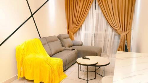Daerah Kulai Appartement | Kulai Apartment 3BR-5BR near IOI, Aeon and Senai Airport