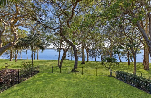 Summerland Point Maison | Kullaroo Lakehouse - Waterfront Reserve