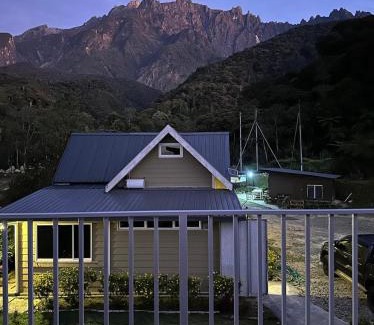 Kundasang Maison | Kundasang Komfy Villa with Mount Kinabalu View