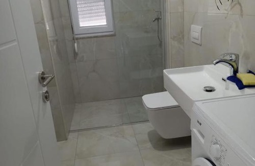 Sakës Appartement | Kune Shengjin
