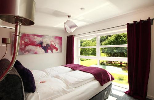 Basthorst Maison | Kunst Pension Frahm