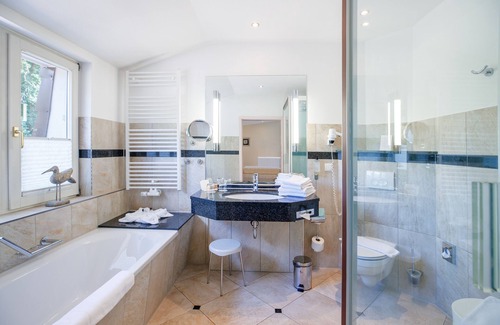 Guestrow Hôtel | Kurhaus am Inselsee