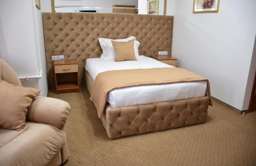 Uralsk Hôtel | Kurmet Hotel