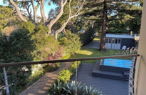 Kurnell Maison | Kurnell Waterfront home. nBayView. Just a few steps to calm beach.
