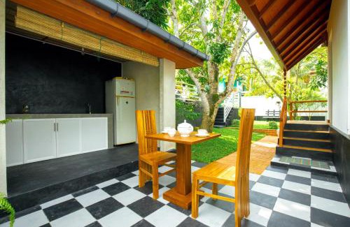 Ahangama Lit Et Petit-Déjeuner | Kurumba Luxury Cabin