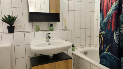 Bad Schmiedeberg Appartement | Kurzentrum, Küche, radfreundlich, gemütliches Bett