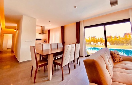 Yavansu Mahallesi Maison | Kusadası nda havuzlu muhtesem villa NEWADA 8