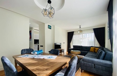 Kadnlar Denizi Mahallesi Maison | Kusadası'nda muhtesem havuzlu private villa ZETA B4