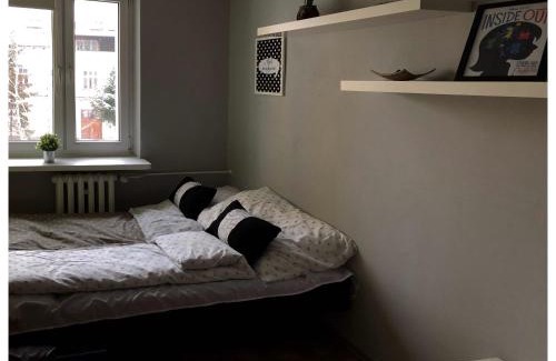 Rzeszow Lit Et Petit-Déjeuner | Kwadrat B&B Jałowego