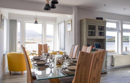 Dunvegan Maison | Kylas