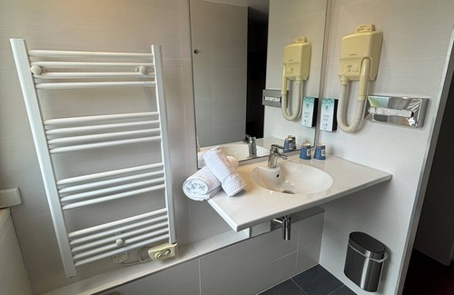 Lormont Hôtel | Kyriad Bordeaux- Lormont