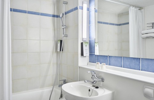 Gonfreville-l'Orcher Hôtel | Kyriad Direct Le Havre Est - Gonfreville