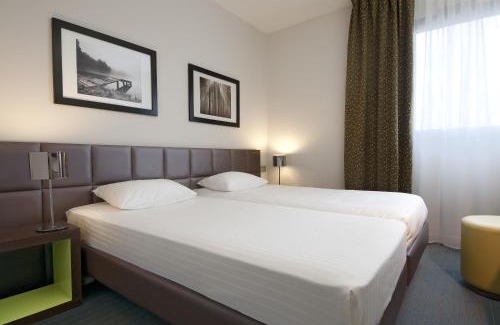 Athis-Mons Hôtel | Kyriad Hôtel Orly Aéroport - Athis Mons