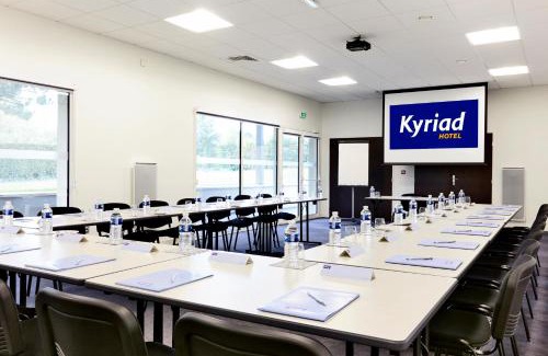 Laval Hôtel | Kyriad Hotel Laval