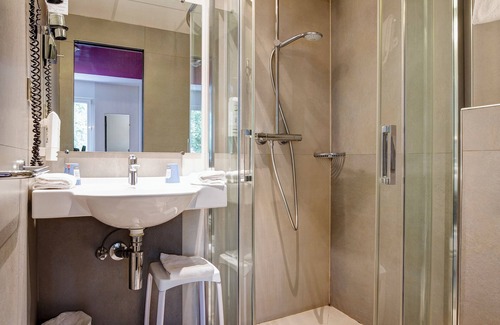 Montbeliard Hôtel | Kyriad Montbeliard Sochaux