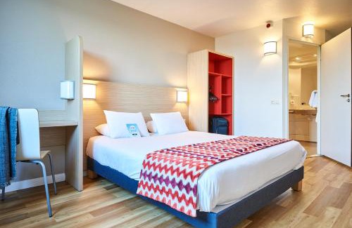 Val-de-Reuil Hôtel | Kyriad Rouen Sud - Val de Reuil