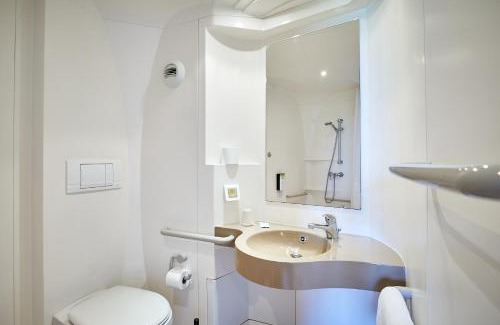 Val-de-Reuil Hôtel | Kyriad Rouen Sud - Val de Reuil