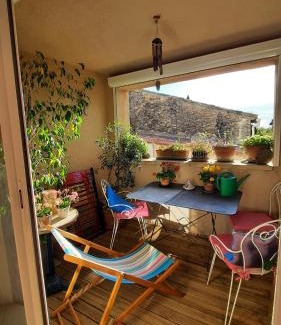 Faucon Maison | Là Maison Haute