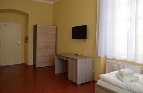 Lazne Kynzvart Hôtel | Lázeňský dům Orlík