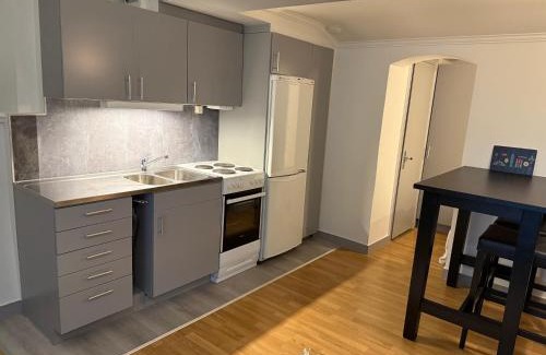 Sundsvall Appartement | Lägenhet med sovalkov