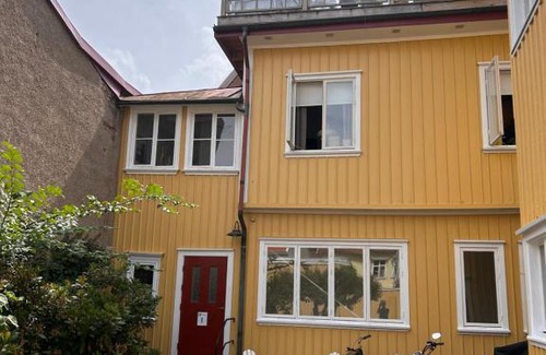 Sorhaga-Centrum Appartement | lägenhet på innergården