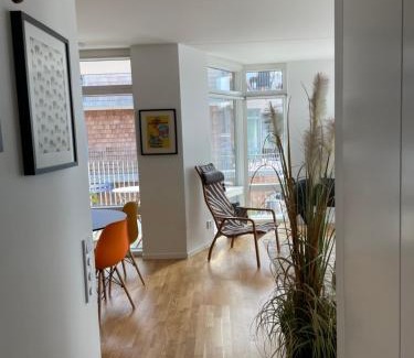 Aahus Appartement | Lägenhet på stranden i Åhus med havsutsikt och närhet till Spa & utomhuspool
