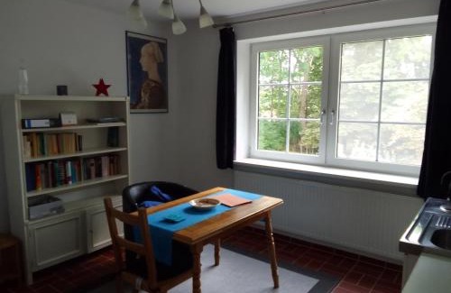 Thulendorf Appartement | Ländliche 1-Raumwohnung im Park