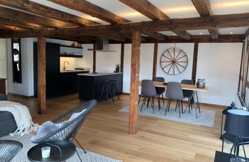 Sorvagur Appartement | Løðupakkhúsið - Historical Warehouse - Mid Floor