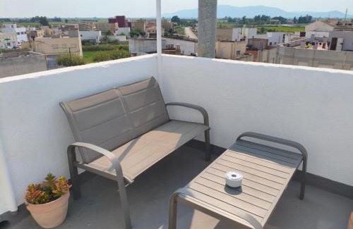 Sant Jaume d'Enveja Appartement | L'àtic dels flamencs