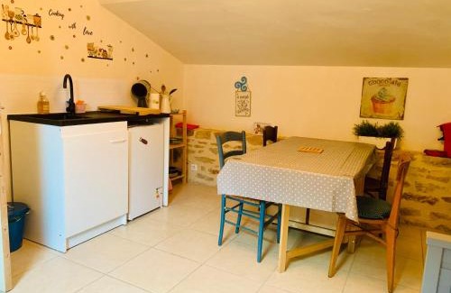 Plouhinec Appartement | L Écurie Gîte 1ch 3couchages 1séj 1 convertible