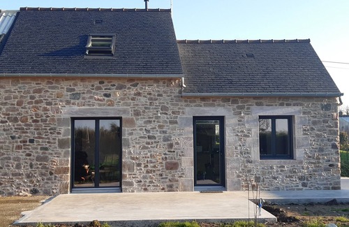Plevenon Maison | L écurie gite à la ferme à 2 pas de la mer