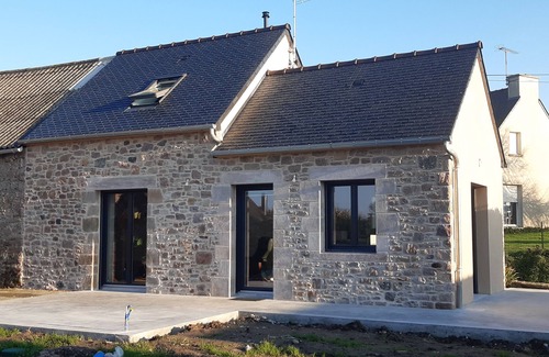 Plevenon Maison | L écurie gite à la ferme à 2 pas de la mer