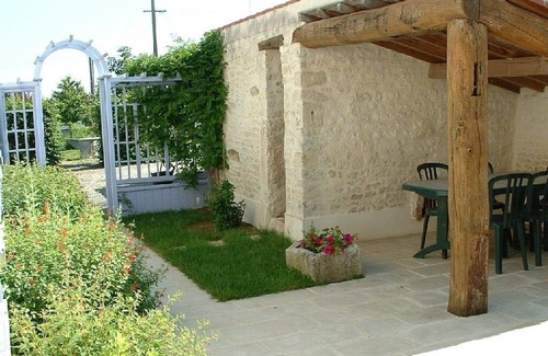 Nalliers Maison | L’Églantine, Gîte 6 personnes