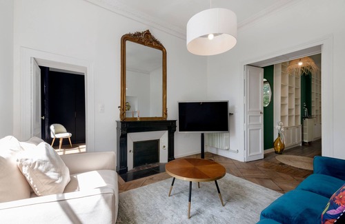 Saint Nicolas - Charles III - Ville vieille - Trois Maisons - Leopold Appartement | L'élégant de Stanislas - T3 lumineux à Nancy