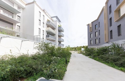 Guyancourt Appartement | L'élégant T2 proche de Versailles et de Paris